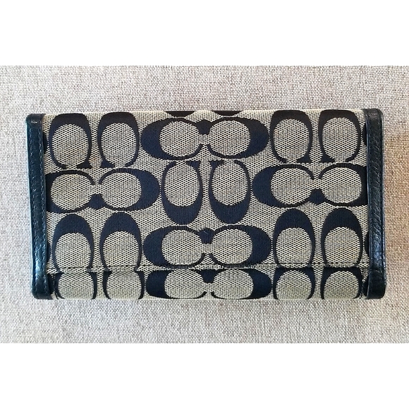 Coach wallet - Picture 2 of 3